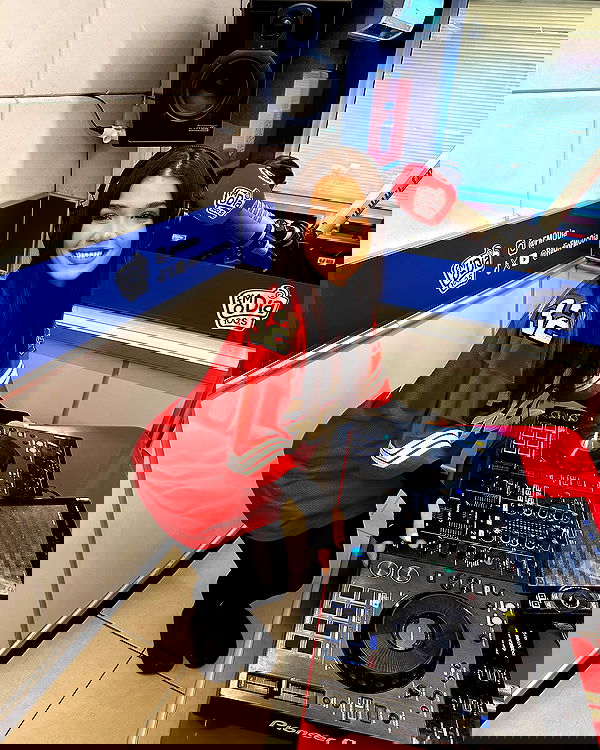 tiliaoficial tiliaoficial archive image