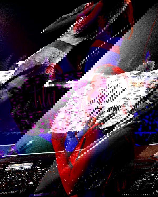 tiliaoficial tiliaoficial archive image