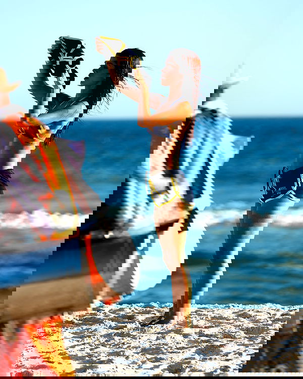 tiliaoficial tiliaoficial archive image