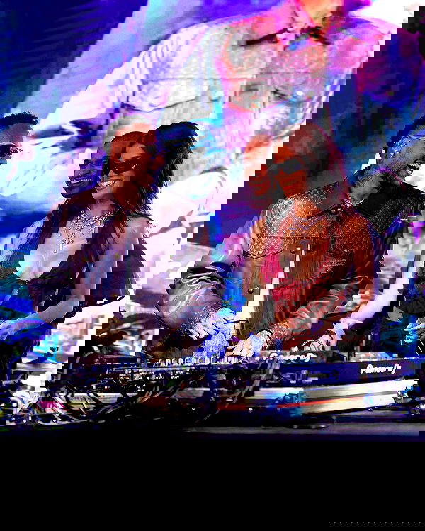 tiliaoficial tiliaoficial archive image