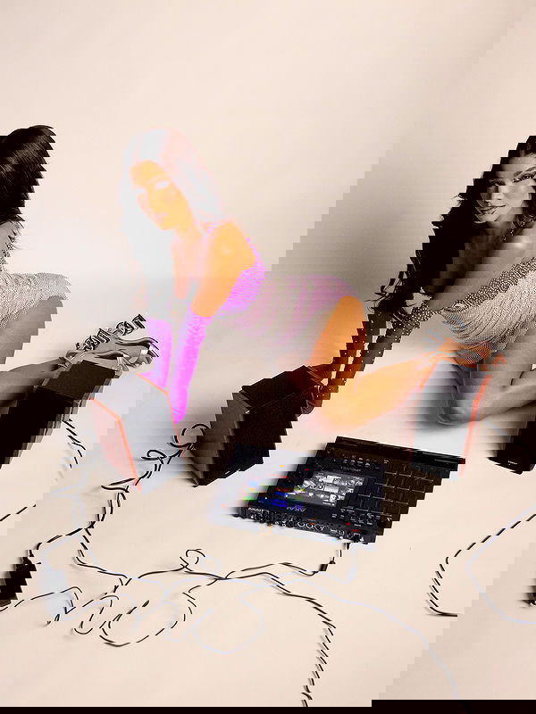 tiliaoficial tiliaoficial archive image