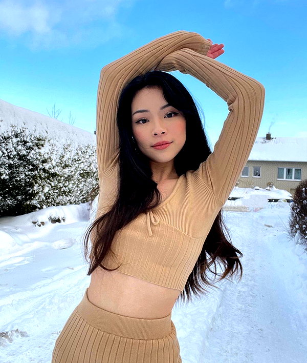 tingting_lai instagram image archive image