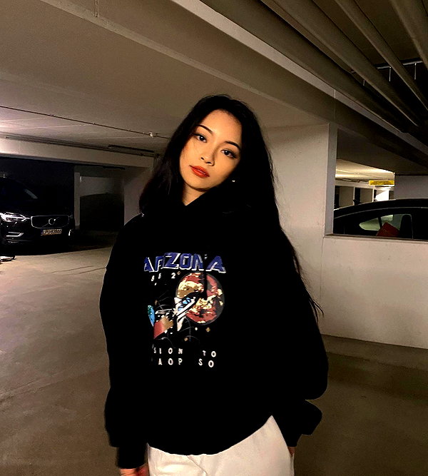 tingting_lai instagram image archive image