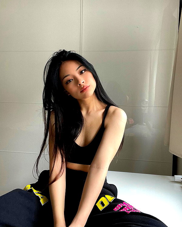 tingting_lai instagram image archive image