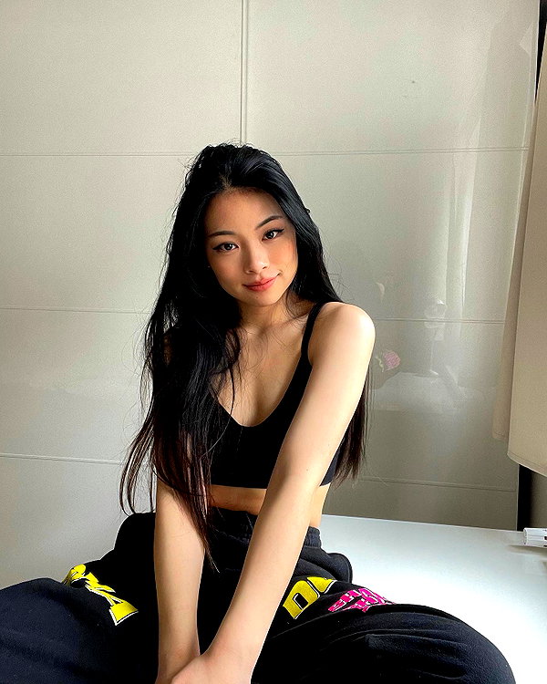 tingting_lai instagram image archive image