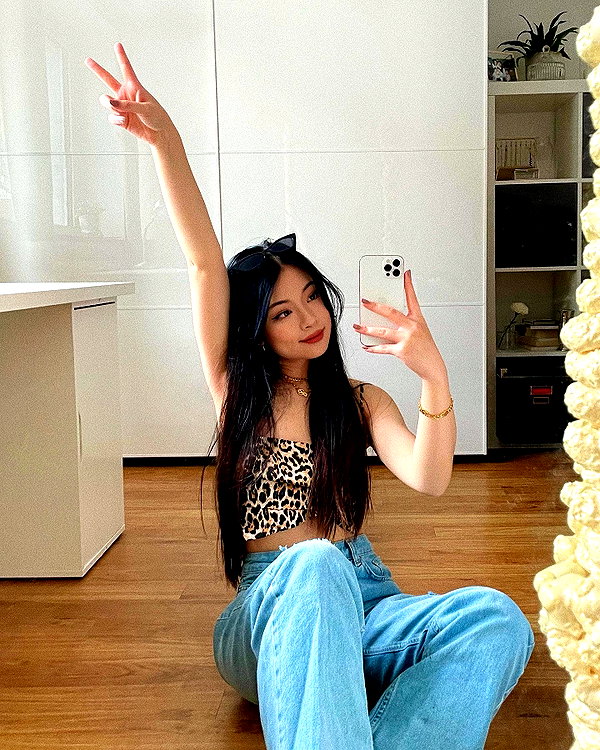 tingting_lai instagram image archive image