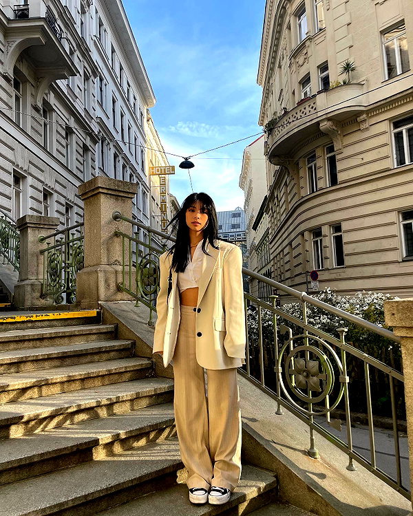 tingting_lai instagram image archive image