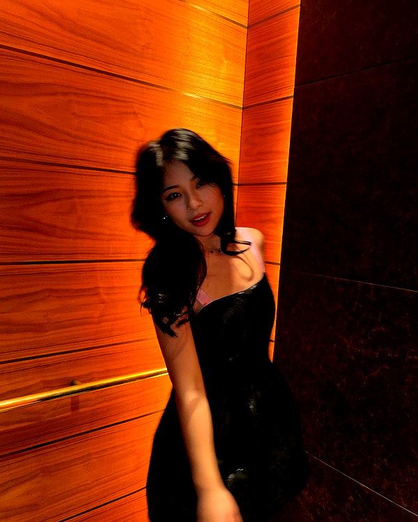 tingting_lai instagram image archive image