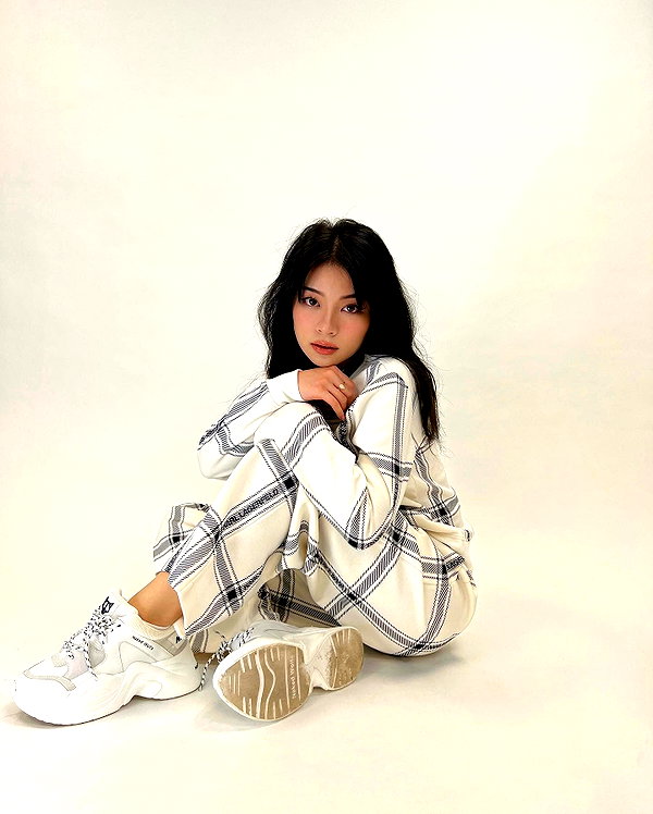 tingting_lai instagram image archive image