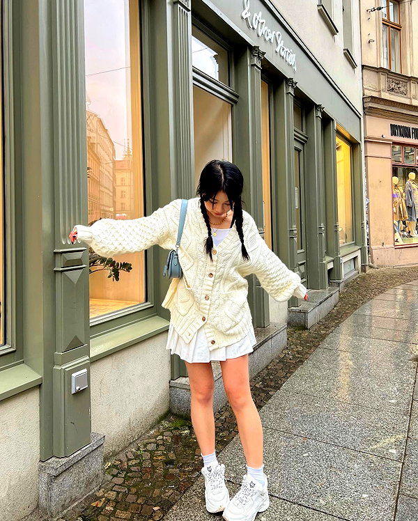 tingting_lai instagram image archive image