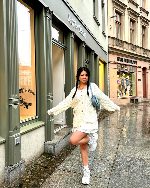 tingting_lai instagram image archive image