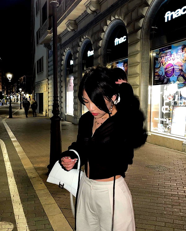 tingting_lai instagram image archive image