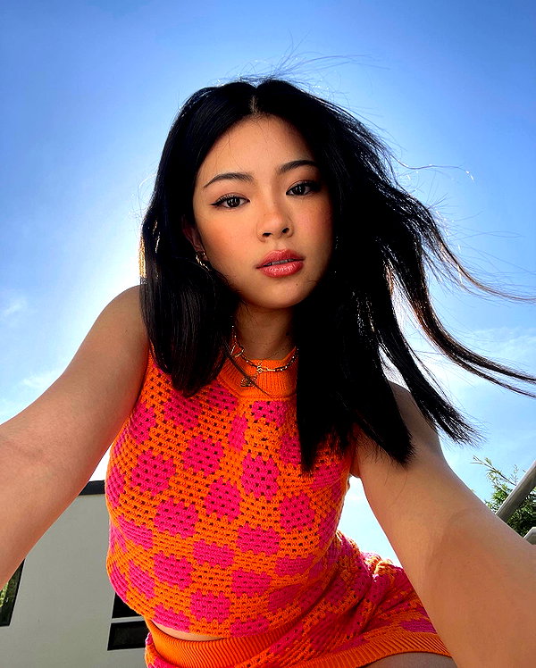 tingting_lai instagram image archive image