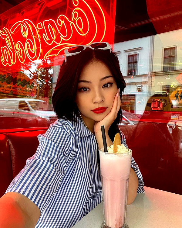 tingting_lai instagram image archive image