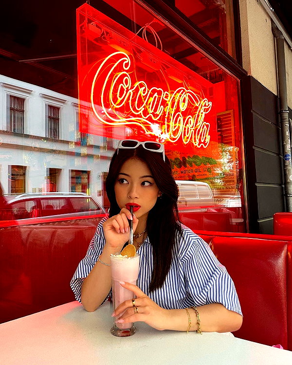 tingting_lai instagram image archive image
