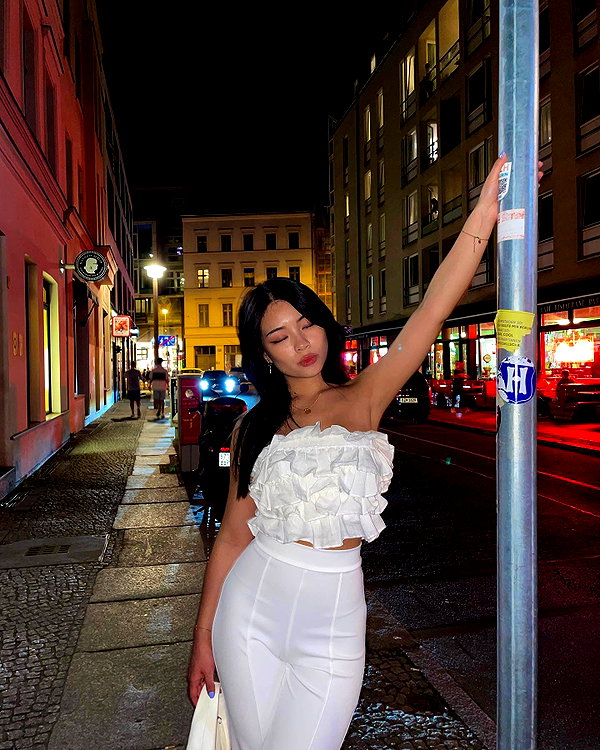 tingting_lai instagram image archive image
