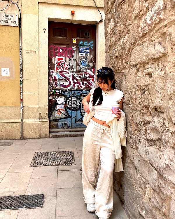 tingting_lai instagram image archive image