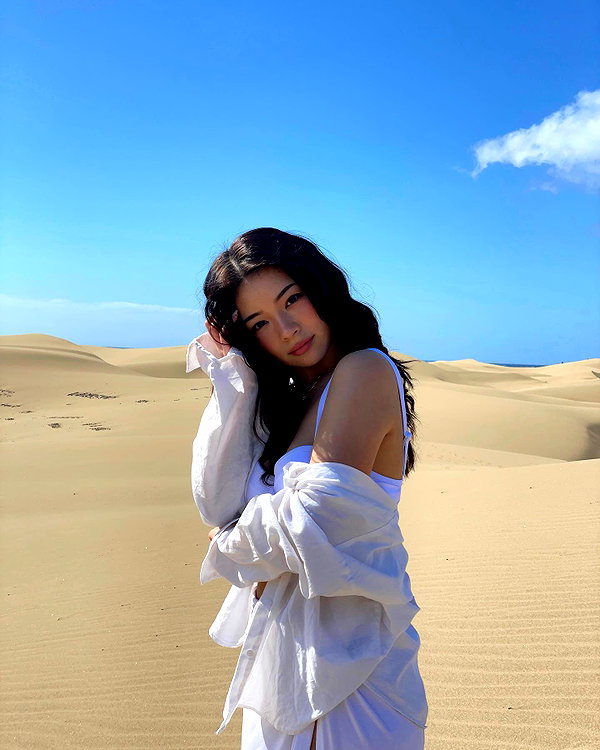 tingting_lai instagram image archive image
