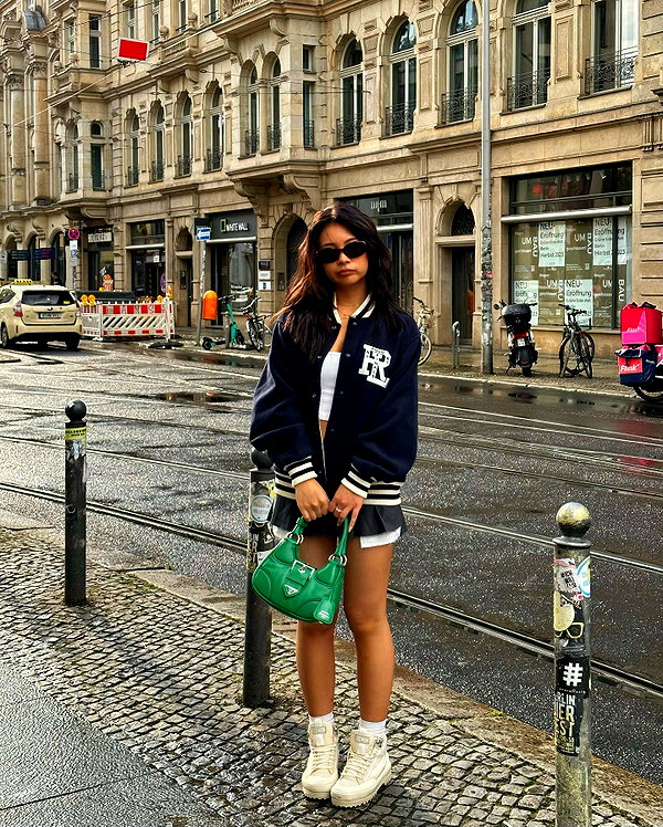 tingting_lai instagram image archive image