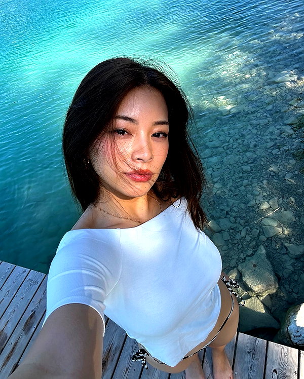 tingting_lai instagram image archive image