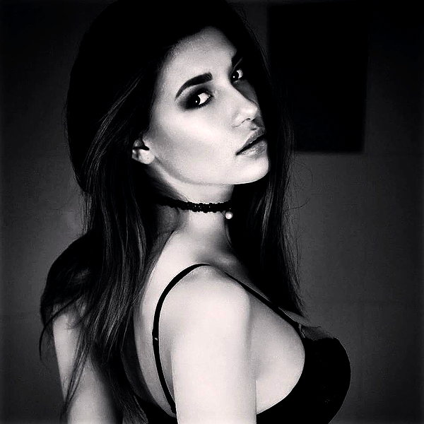 tori_t96 instagram image archive image