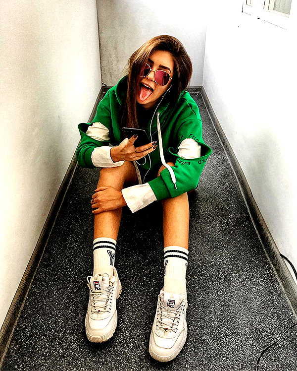 tori_t96 instagram image archive image