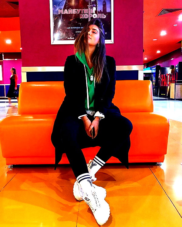 tori_t96 instagram image archive image