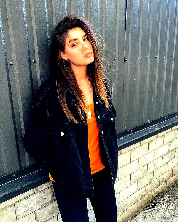 tori_t96 instagram image archive image