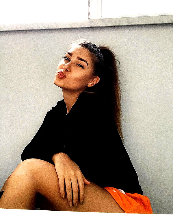 tori_t96 instagram image archive image