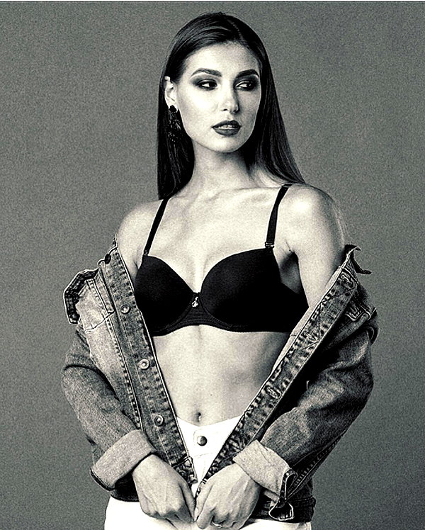 tori_t96 instagram image archive image