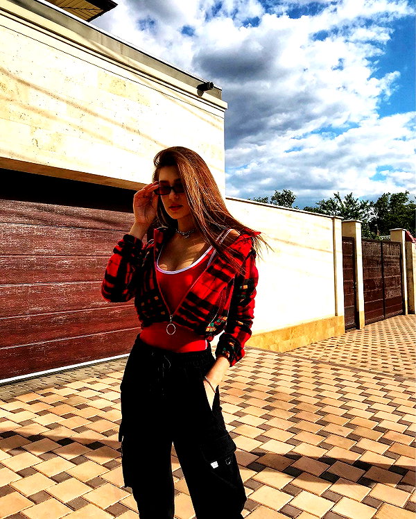 tori_t96 instagram image archive image