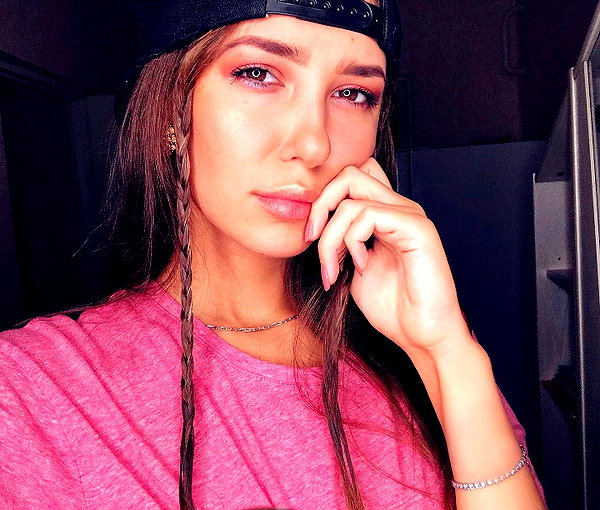 tori_t96 instagram image archive image