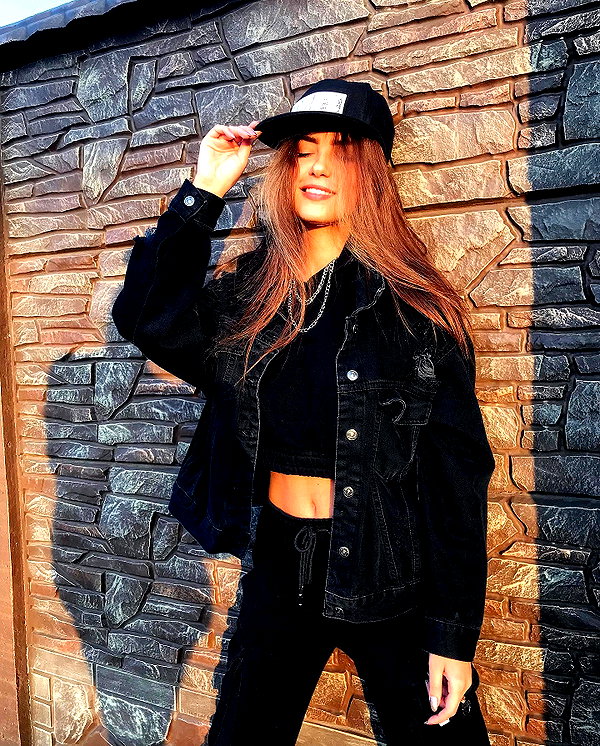 tori_t96 instagram image archive image