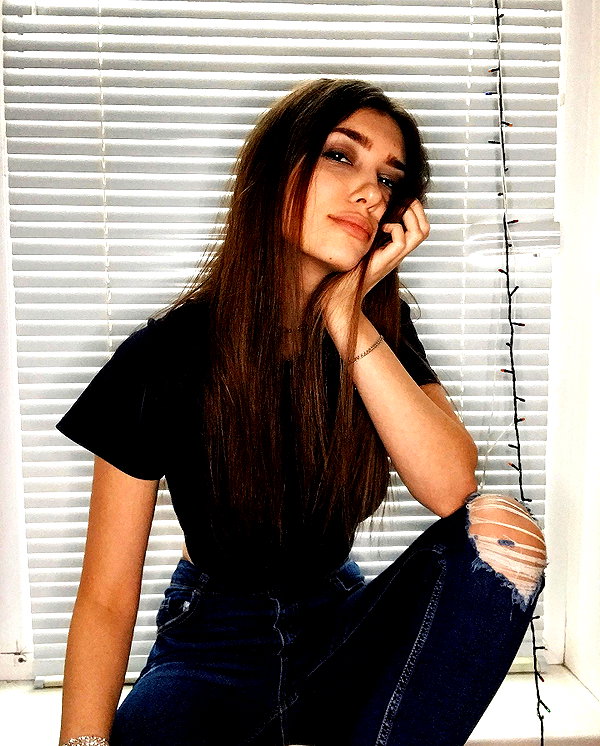 tori_t96 instagram image archive image