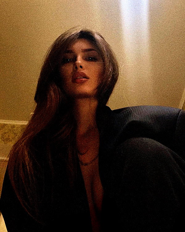 tori_t96 instagram image archive image