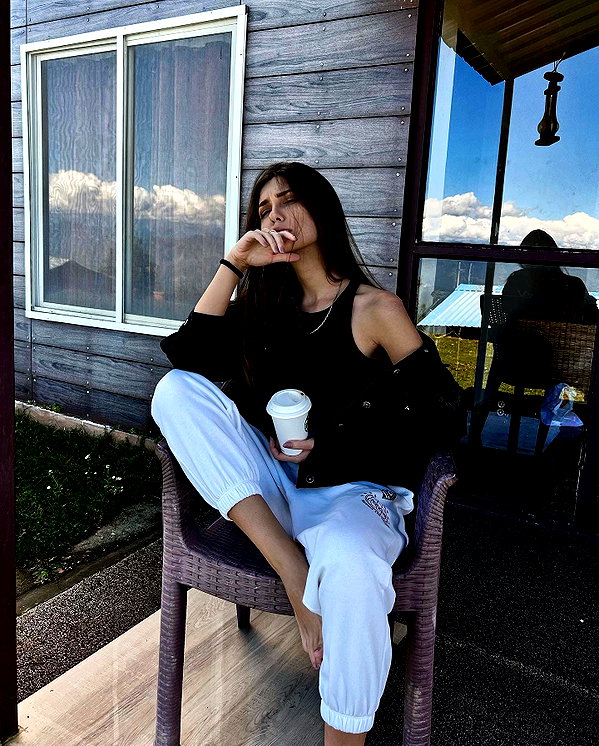 tori_t96 instagram image archive image