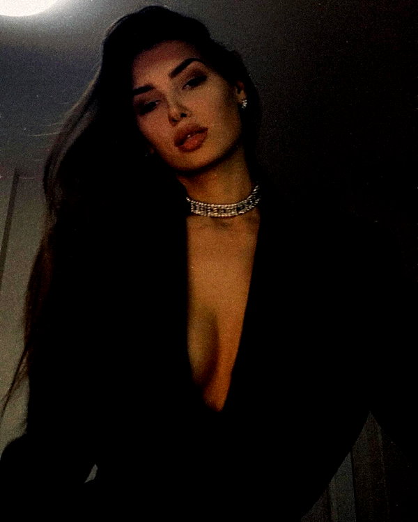 tori_t96 instagram image archive image