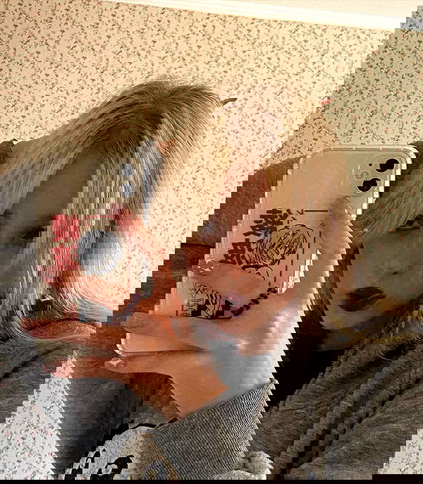 toriawashere image ~ Altpins