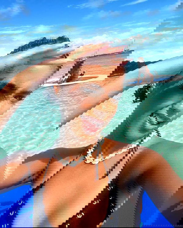 tyla tyla archive image