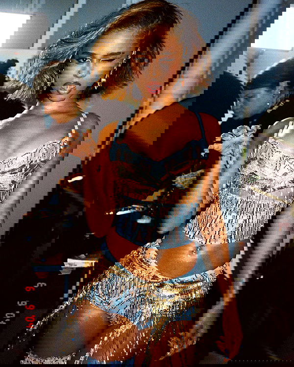 tyla tyla archive image