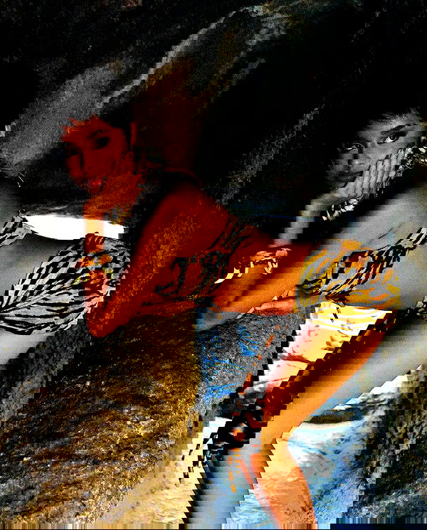 tyla tyla archive image