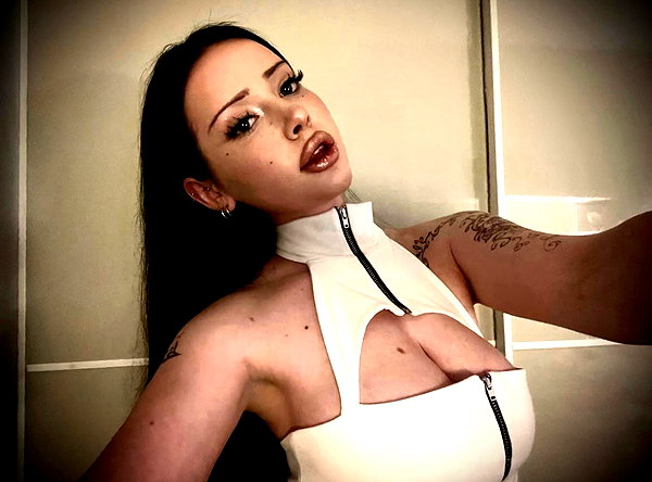 ulianallun instagram image archive image