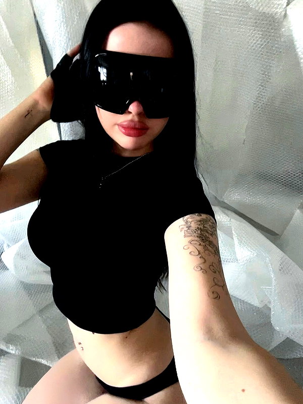 ulianallun instagram image archive image