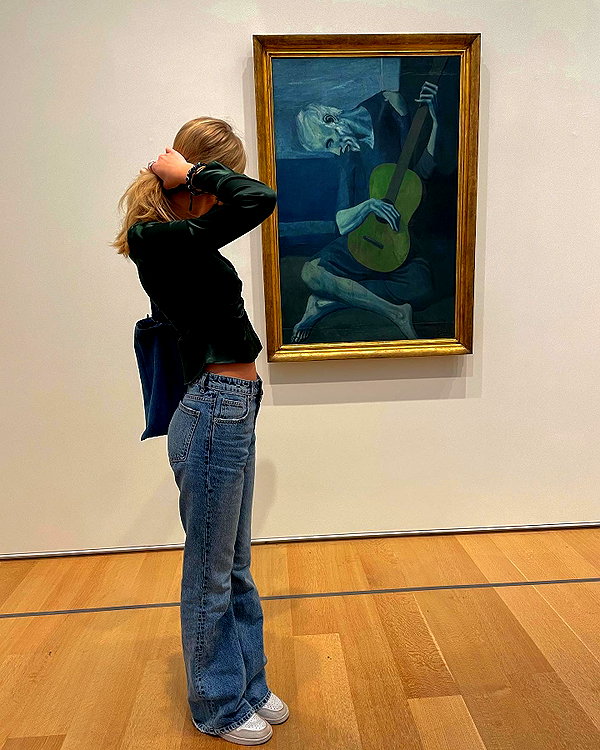 umitsbeee instagram image archive image