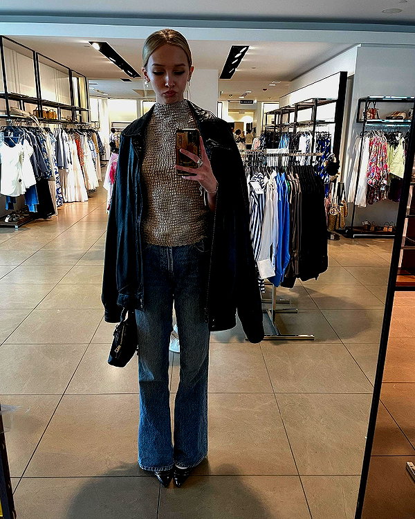 umitsbeee instagram image archive image