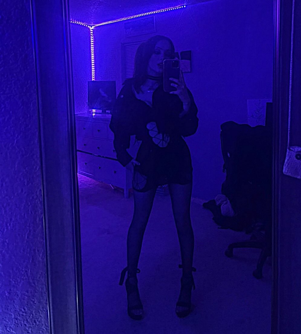 uniquexbrat instagram image archive image