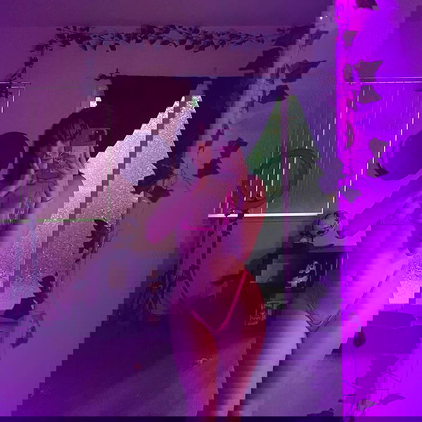 uniquexbrat image ~ Altpins