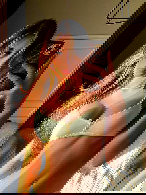 urfavbellabby urfavbellabby archive image