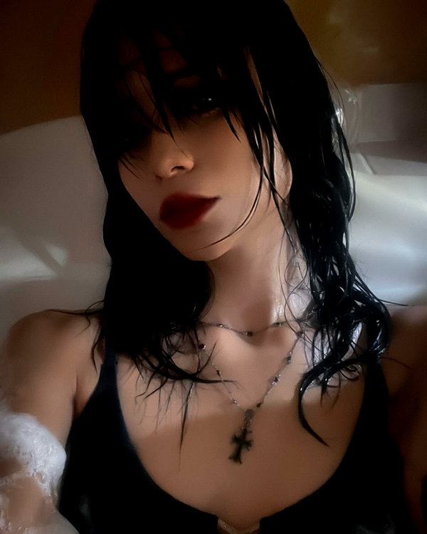 urluv.09 instagram image archive image