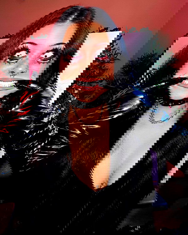 v.okay image ~ Altpins